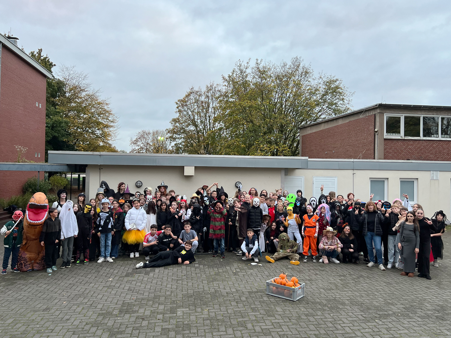 Halloween-2.jpg